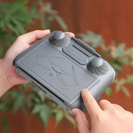 Защитный чехол пульта DJI RC Mini 3 Pro с козырьком от бликов фото в интернет-магазине flywares.ru
