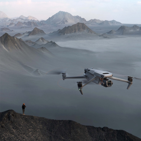 Квадрокоптер DJI Mavic 3 фото в интернет-магазине flywares.ru