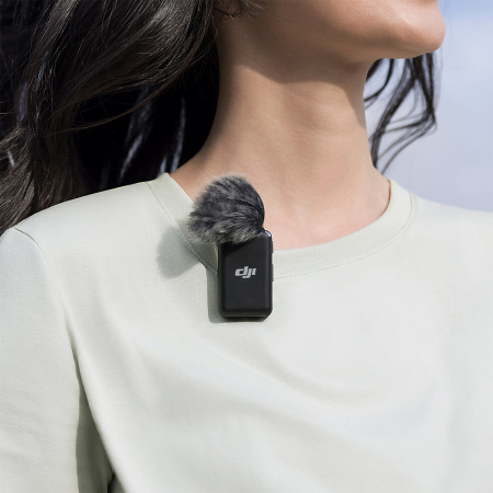Микрофон DJI Mic (2 передатчика + 1 приёмник + зарядный кейс) фото в интернет-магазине flywares.ru