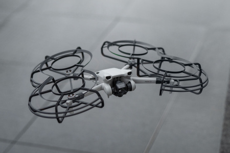 Защита пропеллеров DJI Mini 3 Series 360° propeller guard фото в интернет-магазине flywares.ru